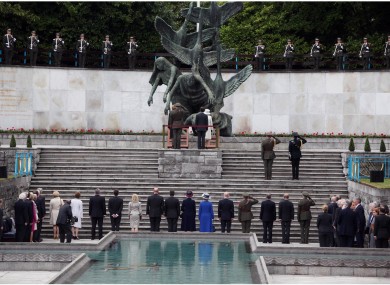 Queen Elizabeth and President McAleese lay wreathes at the Garden of Remembrance in Parnell Square earlier today.
