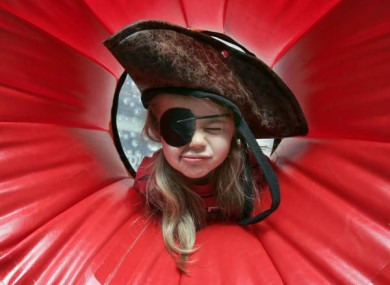 Little pirate Nessa Last (5) helps to launch Mayo Alive Festival, taking place in Temple Bar, Sunday 19th June.