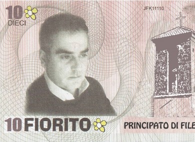 A banknote worth 10 fioritos - or exactly €20 - as is now used in the Principality of Filettino. The face on the note is that of mayor Luca Sellari.