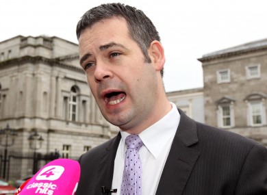 Pearse Doherty says Michael Noonan has adopted a 'Pontius Pilate' stance on bankers' pay.