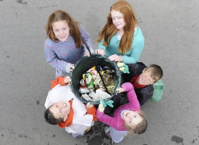 File: Drimnagh residents (L to R) Conor Ray (11), Sarah and Amy Neary (12), Martin Green (8) and Aoibheann Ray (7) take part in the National Spring Clean Campaign.