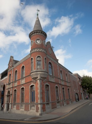 Balbriggan library