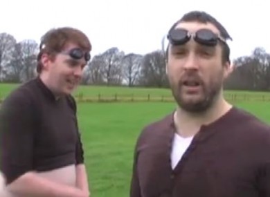 Keith Walsh (R) with Bernard O'Shea, filming for i105-107 in 2008.