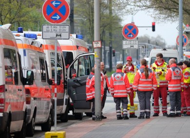 Rescue forces prepare for the evacuation in the district of Vahrenwald in Hanover.