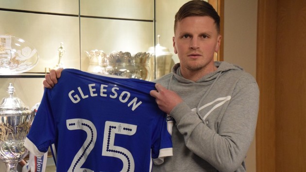 Dubliner Stephen Gleeson links up with Mick McCarthy at Ipswich