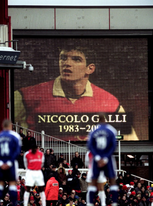 The scoreboard shows a picture of Niccolo Galli a youth team player killed in a road traffic.