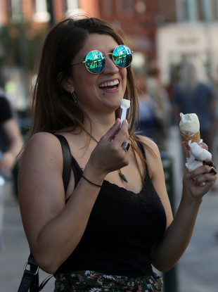 Priscilla Ribeiro from Brazil enjoying ice cream in Dublin city last month.