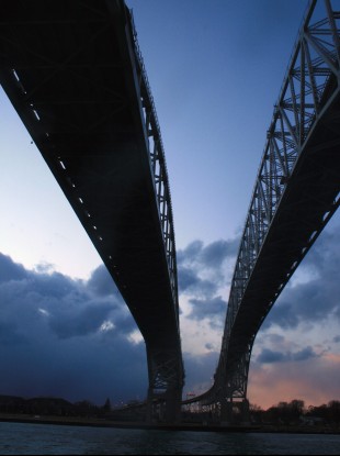 The Blue Water Bridge whic links the US and Canada across the St Clair River