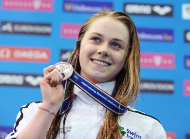 Ireland's Sycerika McMahon shows off her silver medal.