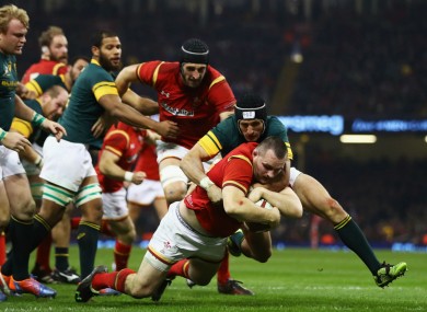 Ken Owens scores a try for Wales against South Africa