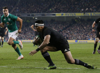 Malakai Fekitoa scoring a try for New Zealand against Ireland at the Aviva Stadium in November 2016.