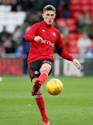 Jimmy Dunne has joined Sunderland on loan from Burnley until the end of the season.