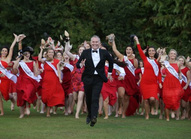 File photo of Rose of Tralee host Dáithí Ó Sé and contestants in 2017.