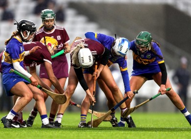 Players tussle for possession in Pairc Ui Chaoimh.