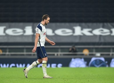 Harry Kane leaves the field.