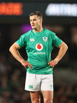 Johnny Sexton captains Ireland again on Saturday.