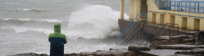 Storm Amy: Nationwide weather warning issued for Friday with 'near gale force' winds expected