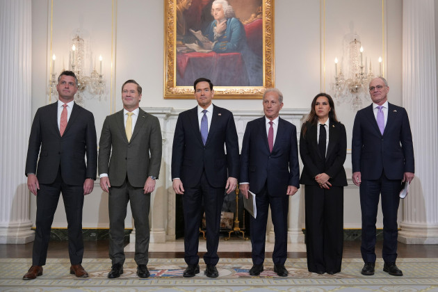 Lebanon and Israel sit down in Washington (without Hezbollah) for first direct talks since 1993 