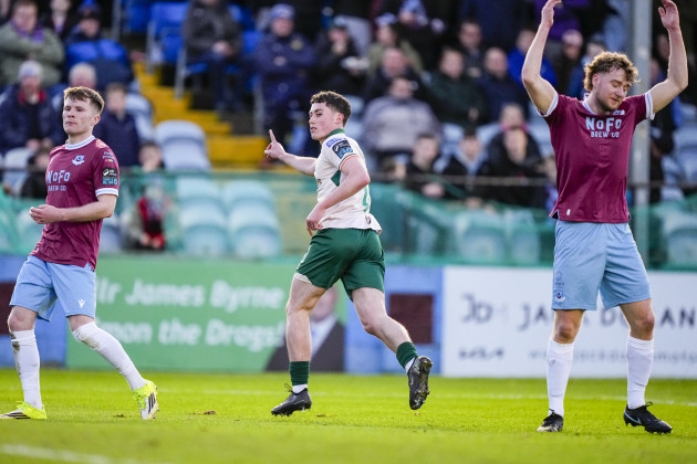 Kian Leavy's brace keeps Saints right in contention on almost-perfect night for Stephen Kenny