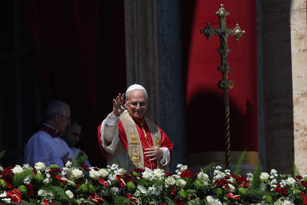 Pope Leo urges those with power to wage war to 'choose peace' in first Easter blessing