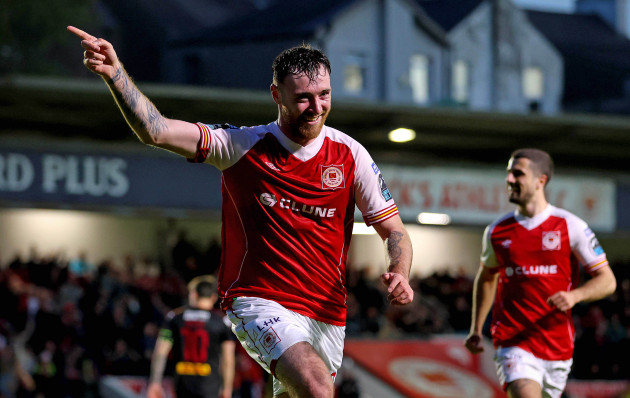 St Patrick's Athletic recover from Bohemians' 8-second goal to move top of league table 