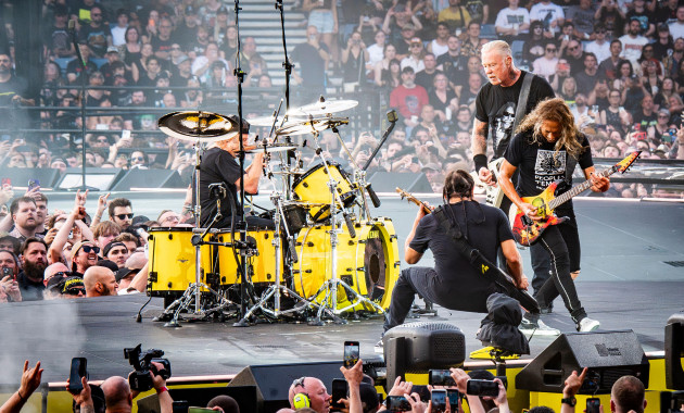 Metallica donates to two Irish charities as it leaves Dublin after Aviva gigs