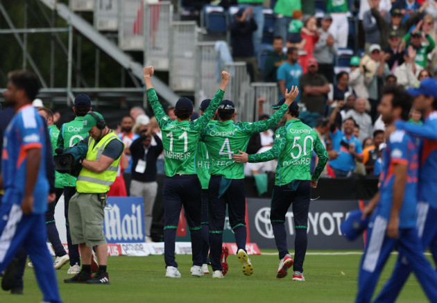 Ireland stun India again to seal series