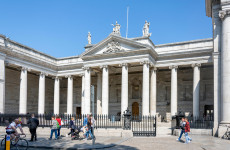 Do you think Bank of Ireland's College Green building should be given back to the state?