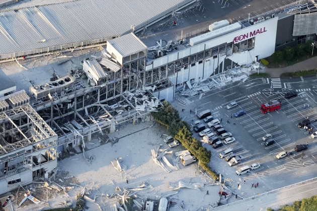 Watch: The moment a 7.1 magnitude earthquake hit Japan, trapping people in a shopping centre