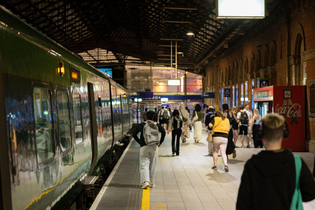 Irish Rail warns of delays up to 90 minutes on Dublin services after signalling issue